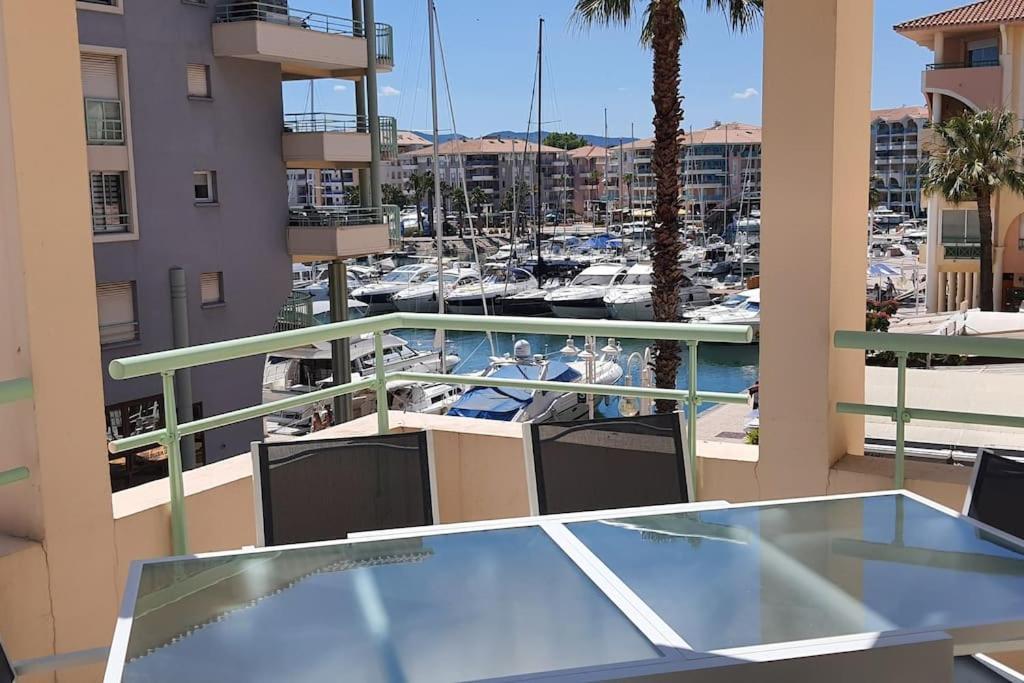 Duplex Port 5' Et Commerces *